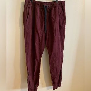 Champs Sports Mens L Chino Joggers